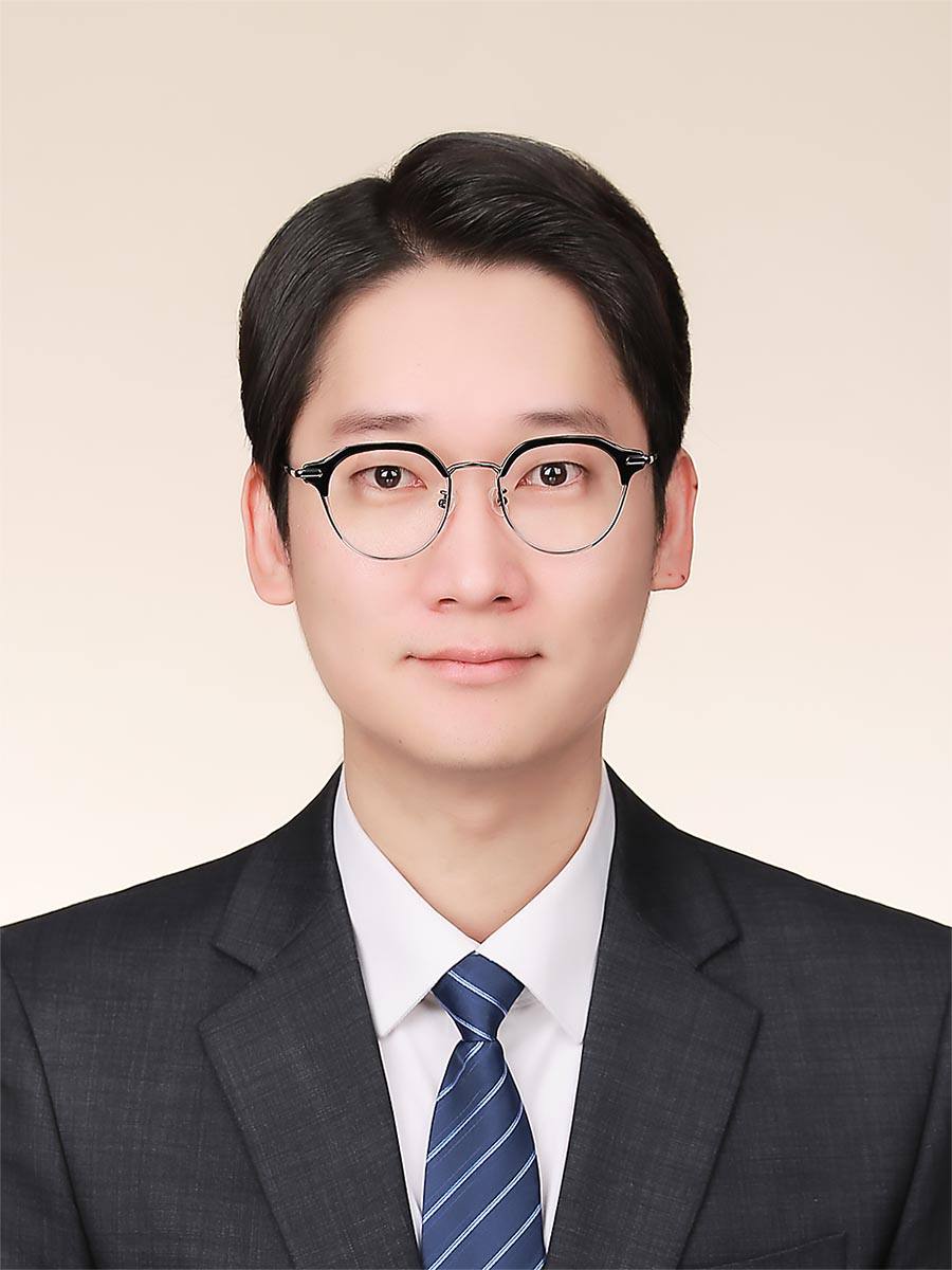 faculty image : 서왕덕